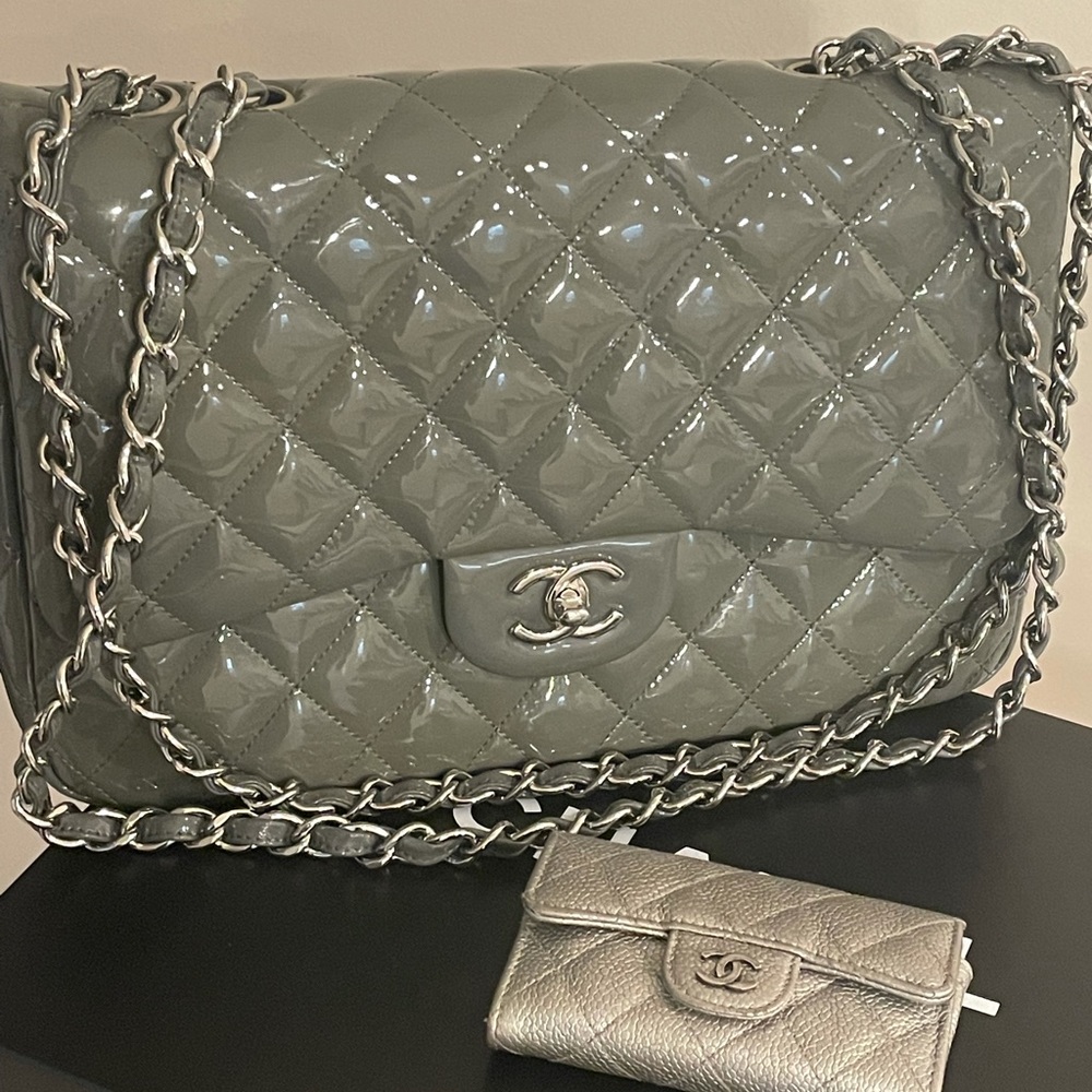 CHANEL JUMBO Classic Flap bag & wallet